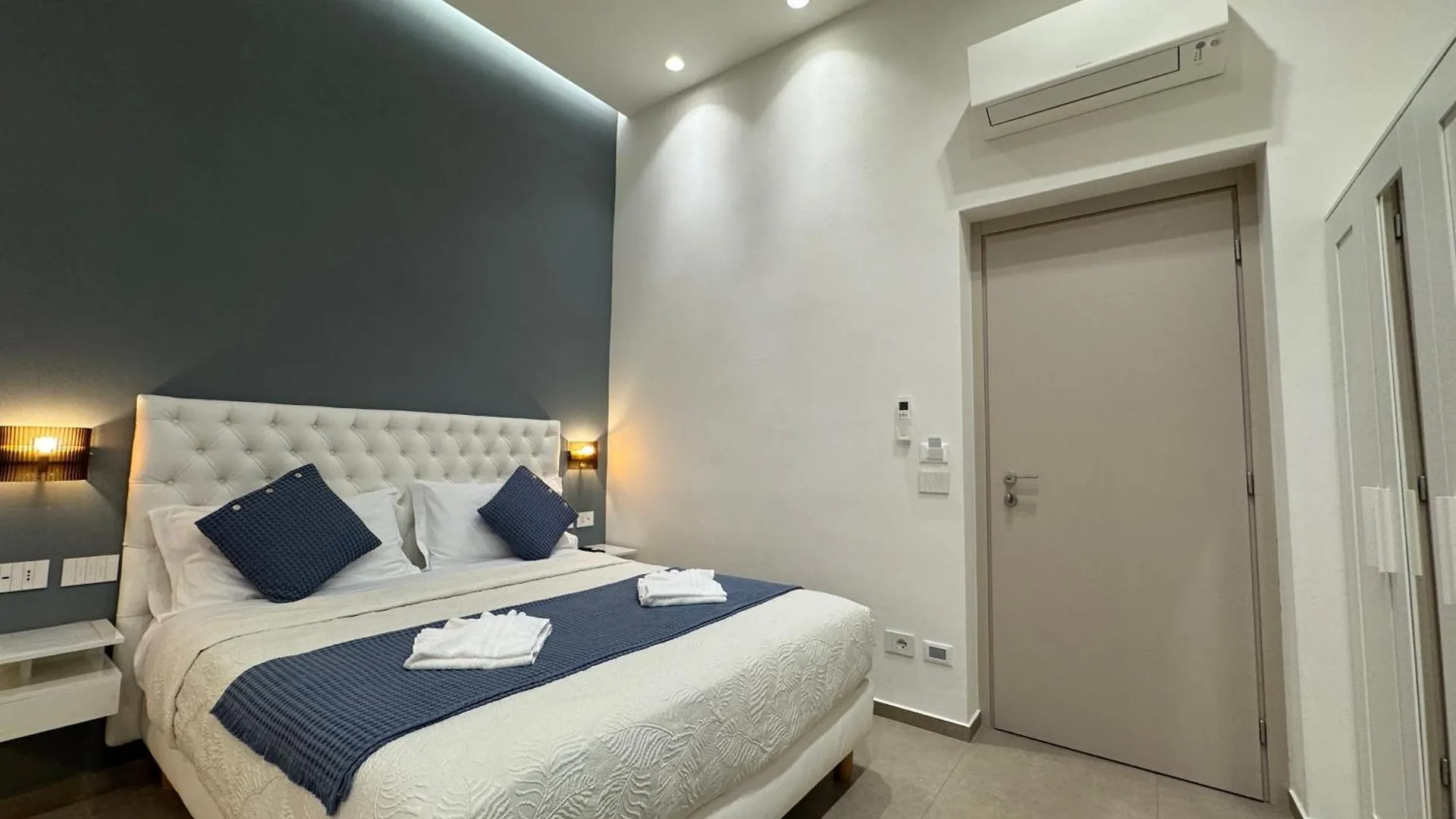 Pensjonat Lina Suites & Rooms La Spezia
