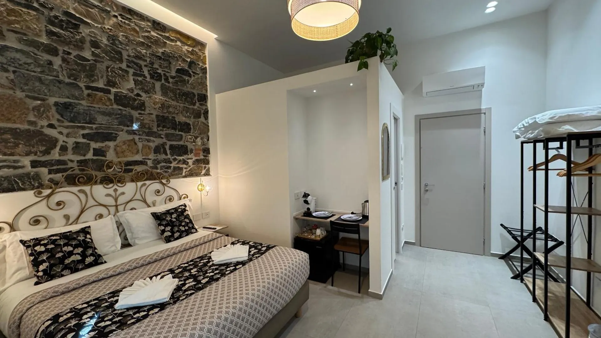Lina Suites & Rooms La Spezia