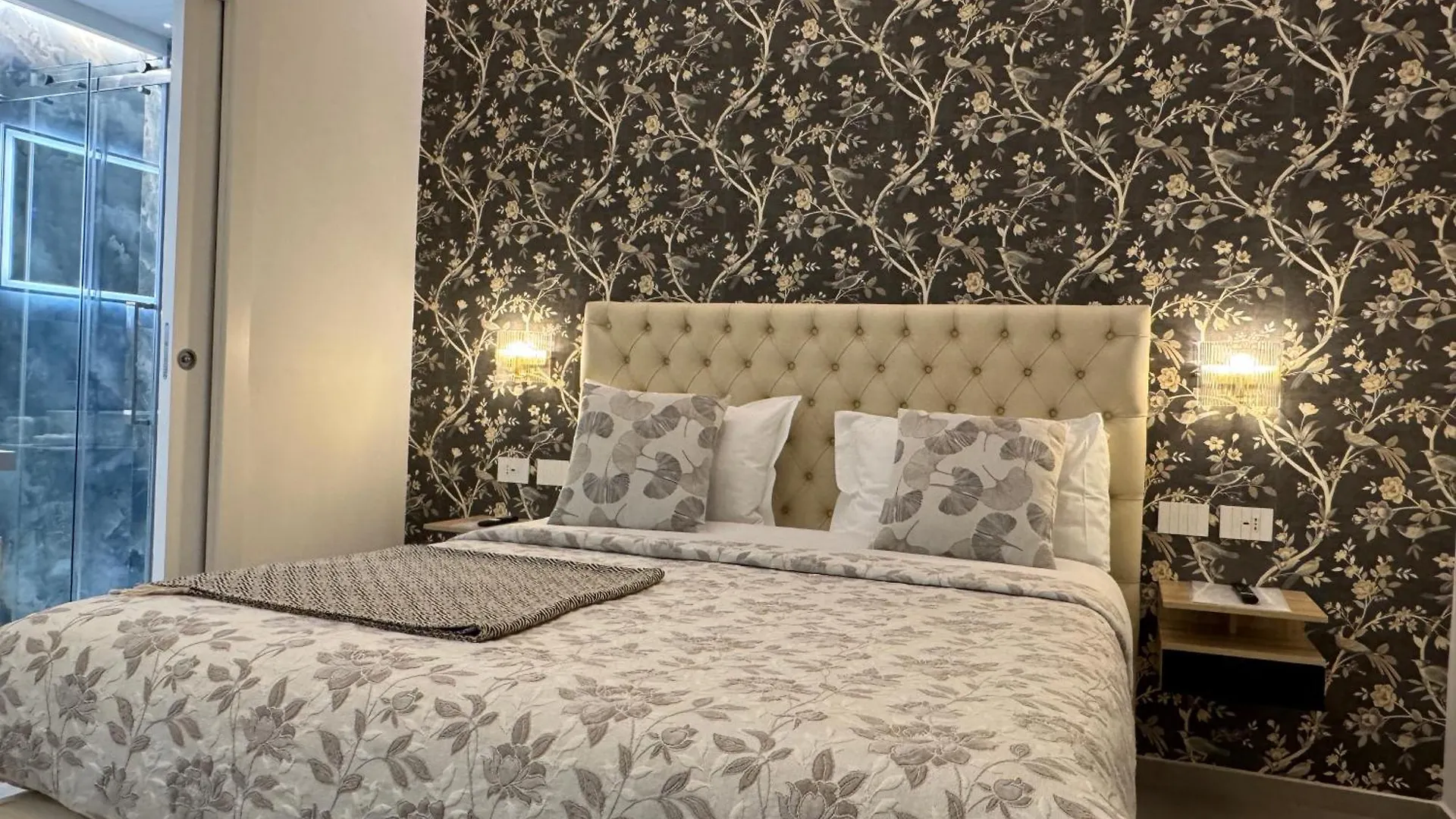 Lina Suites & Rooms La Spezia Pensjonat